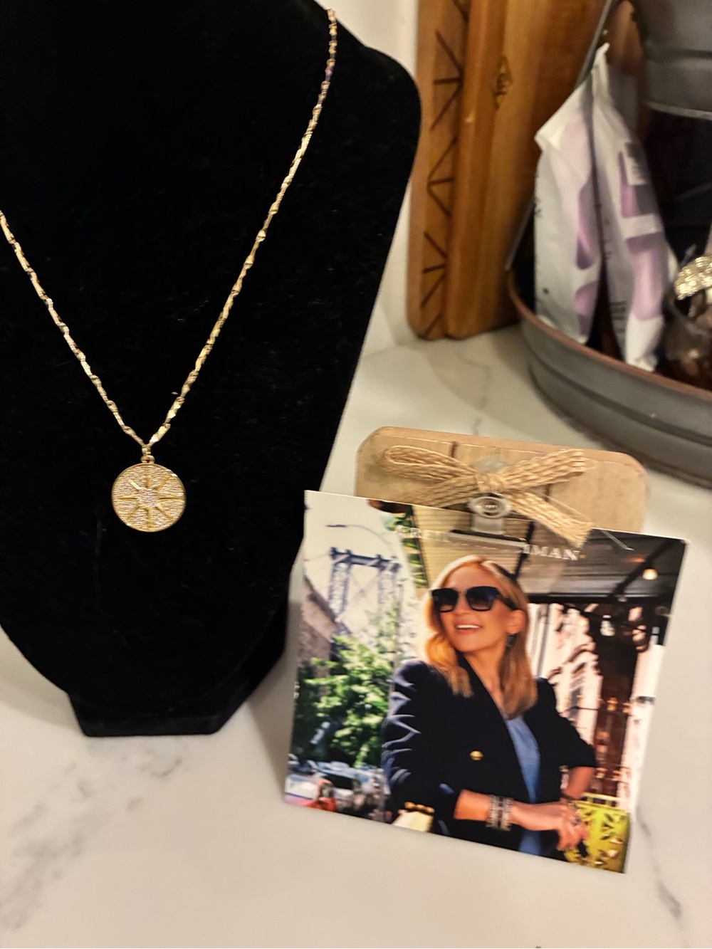 New 18k gold plated chain with new pendant